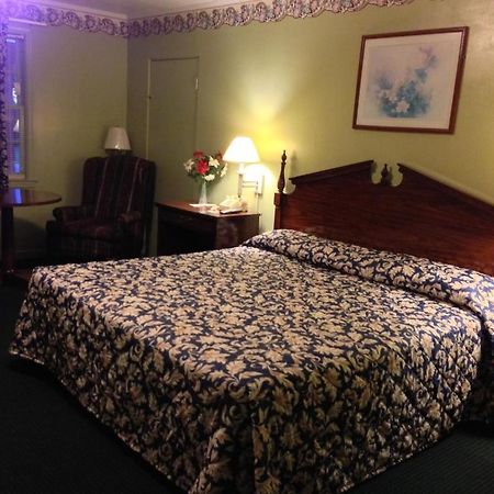 Northside Inn Claxton ห้อง รูปภาพ
