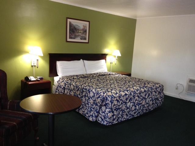 Northside Inn Claxton ภายนอก รูปภาพ