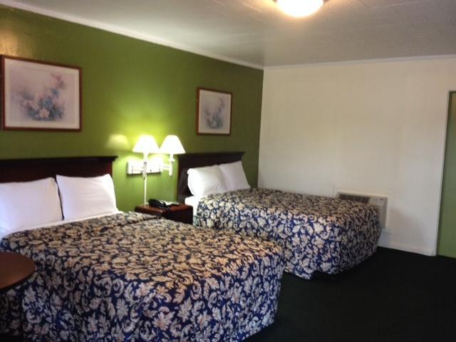 Northside Inn Claxton ภายนอก รูปภาพ